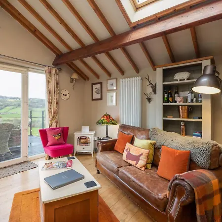 The Piggery Tatil Evi